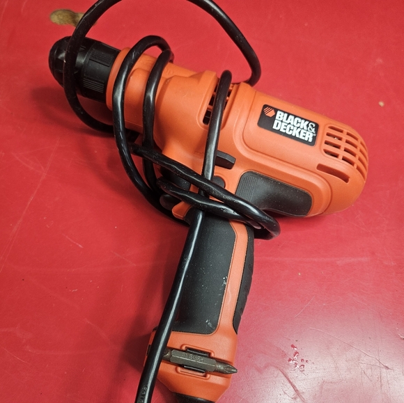 Black & Decker Electric Drill in Orange and Black - Picture 5 of 10